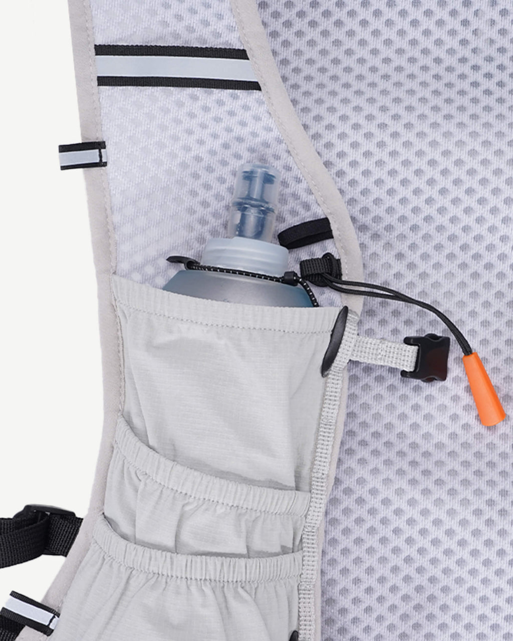 Lightweight Hydration Vest with 2L Bladder