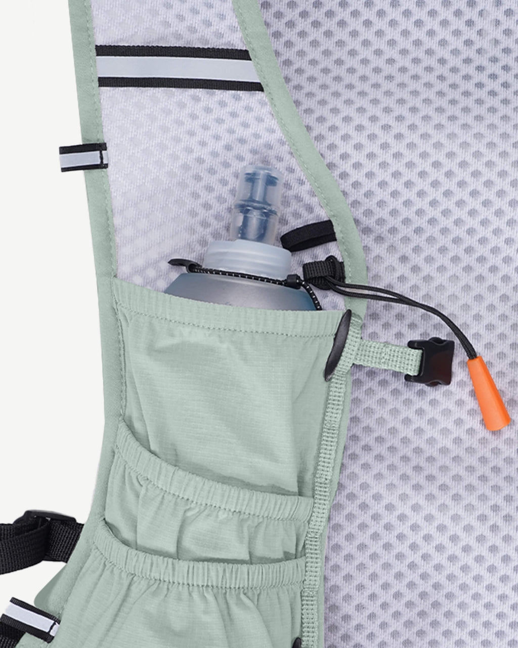 Lightweight Hydration Vest with 2L Bladder